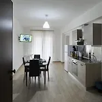 Rhome شقة