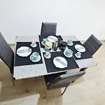 شقة Rhome *